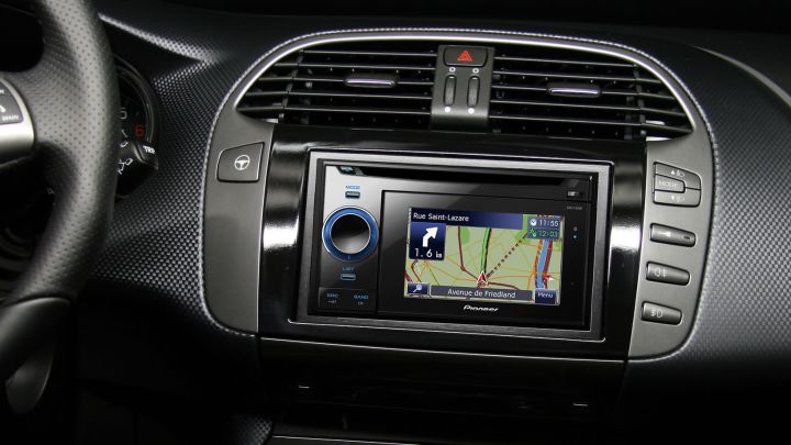 Why Aren’t There More In-Dash Satnav Solutions?